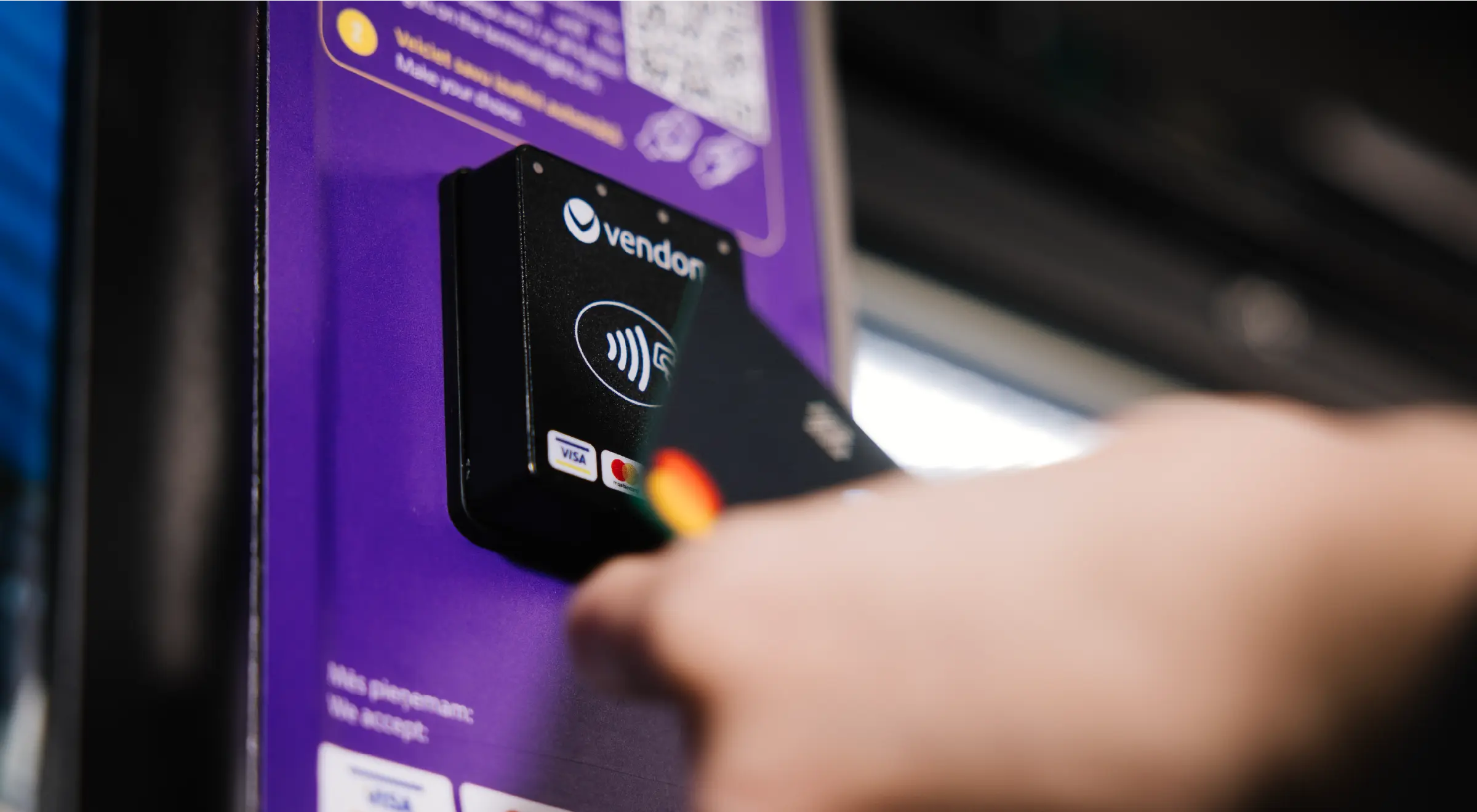 Closeup of Vendon card reader