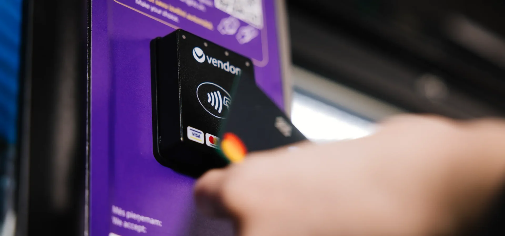 Closeup of Vendon card reader